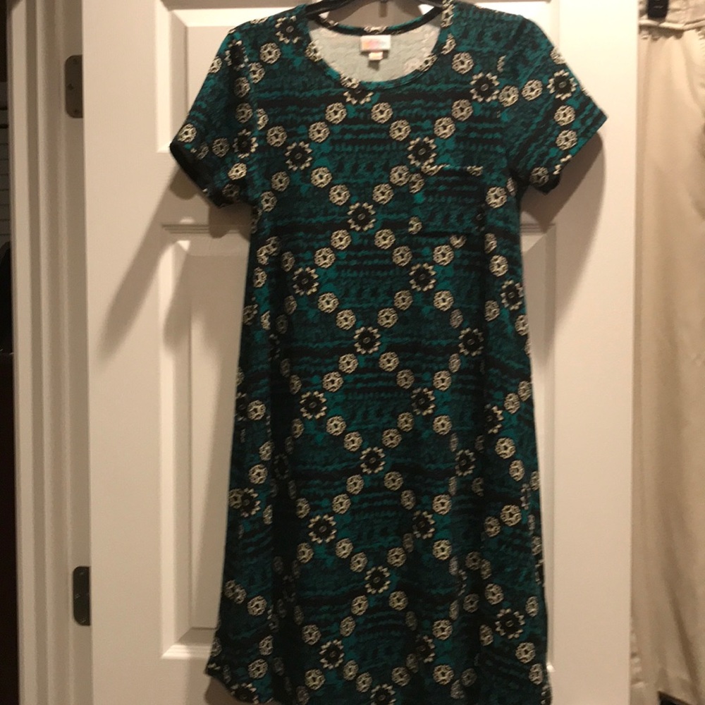 Green, black and white LulaRoe Carly
